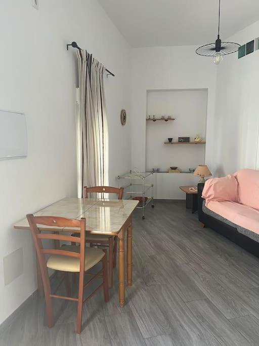 La Oficina Villa Fernan Perez Buitenkant foto